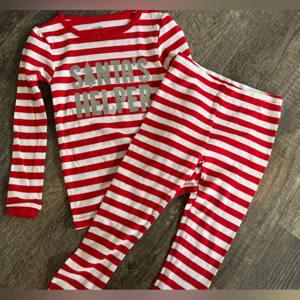 simple joy Carter Girls Christmas Santas‎ Helper pajamas shirt pants 4T
